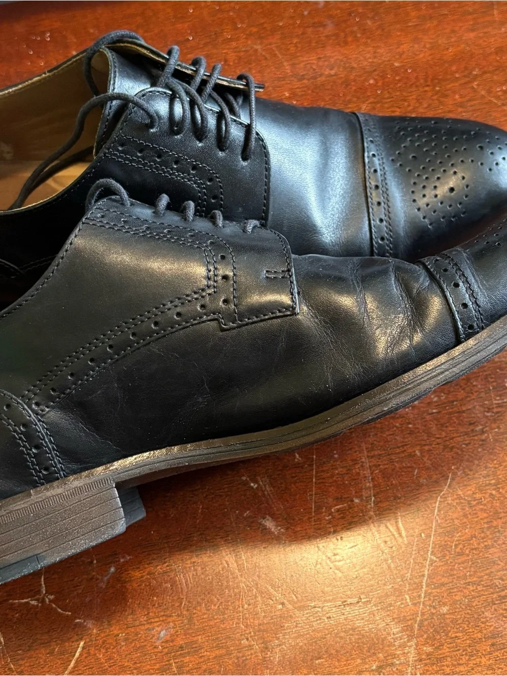 Johnston and Murphy Black Leather Cap-Toe Oxford Dress Shoes